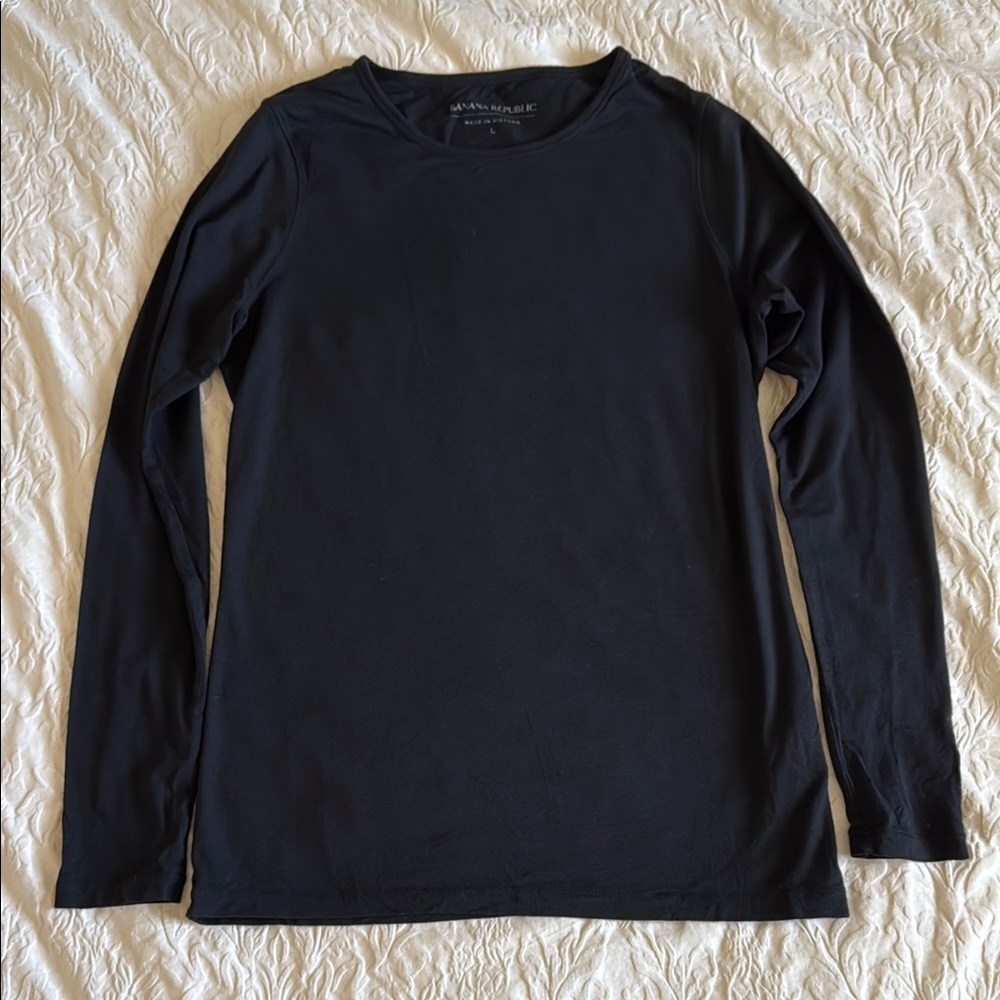 Banana Republic Black Long Sleeve Tee